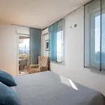 Big Modern Two - Bedroom With Sea View And Balcony - Apartman Split