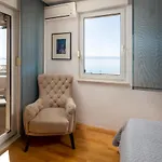Apartman Big Modern Two - Bedroom With Sea View And Balcony - Split